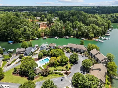 701 Loran Pointe Pointe, Seneca, SC 29672