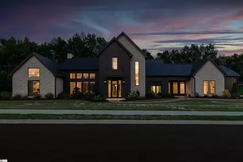 304 Waterford Fall Way, Simpsonville, SC 29681