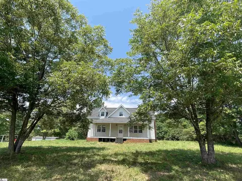 875 Love And Care Rd, Six Mile, SC 29682