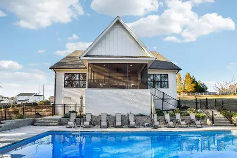 237 Rockcrest Dr, Taylors, SC 29687