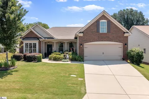 201 Evansdale Way, Simpsonville, SC 29680
