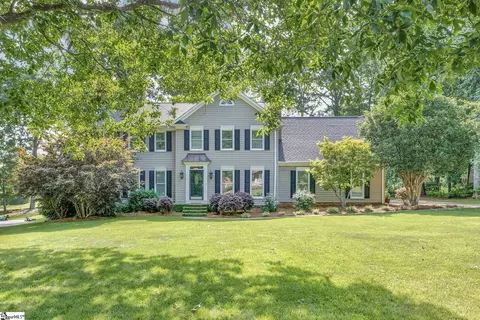 202 Sandstone Dr, Taylors, SC 29687