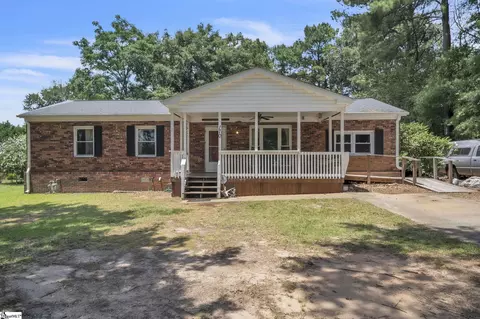 170 Sunset Dr, Pacolet, SC 29372