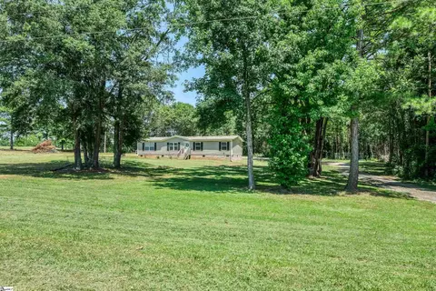 1024 Tornado Rd, Honea Path, SC 29654