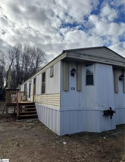 172 Rosetta Ct, Spartanburg, SC 29301