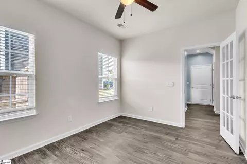 Entry Way - 10 Wiltshire Cir, Easley, SC 29642 photo 3 of 5