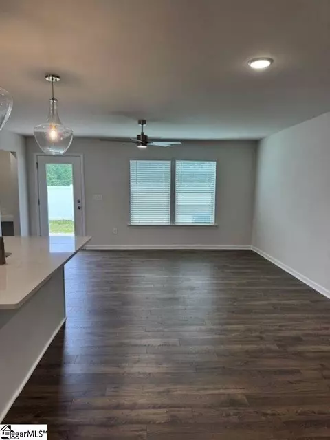 226 Stonyway Ln, Easley, SC 29640 photo 3