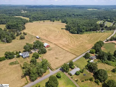 149 Roanoke Rd, Liberty, SC 29657 photo 5