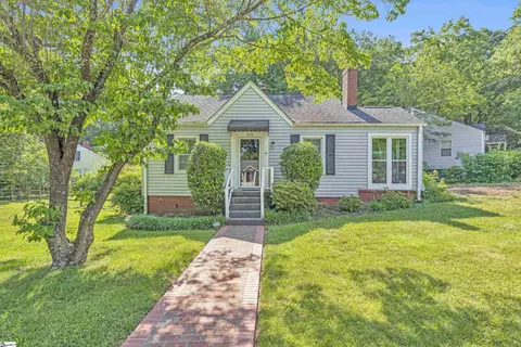 200 W Hillcrest Dr, Greenville, SC 29609