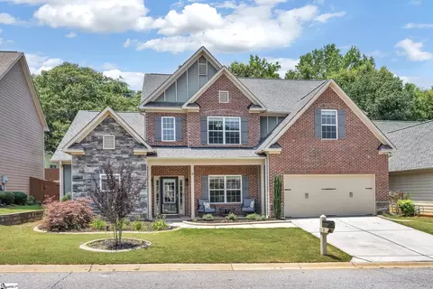 9 Raven Falls Ln, Simpsonville, SC 29681