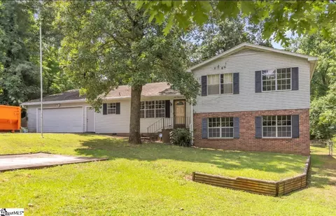 105 Edwards Mill Rd, Taylors, SC 29687