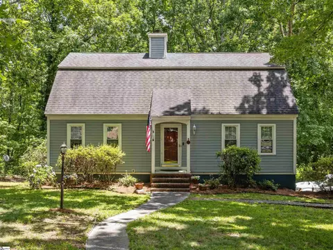 217 Chatham Ct, Greenwood, SC 29649