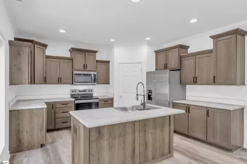 104 Joseph Dr, Starr, SC 29684 photo 10