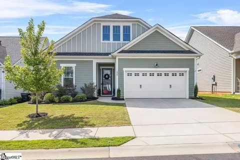 208 Novelty Dr, Greer, SC 29651
