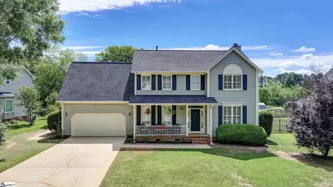 7 Hyde Park Ln, Mauldin, SC 29662