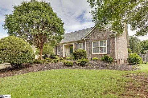 Exterior - 10 March Winds Ct, Greer, SC 29650 photo 2 of 8