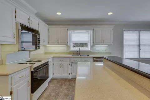 Kitchen - 10 March Winds Ct, Greer, SC 29650 photo 5 of 6