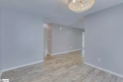 27 Enoree View Dr, Greer, SC 29650 photo 14