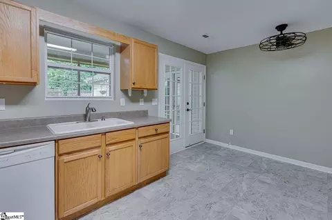 27 Enoree View Dr, Greer, SC 29650 photo 13