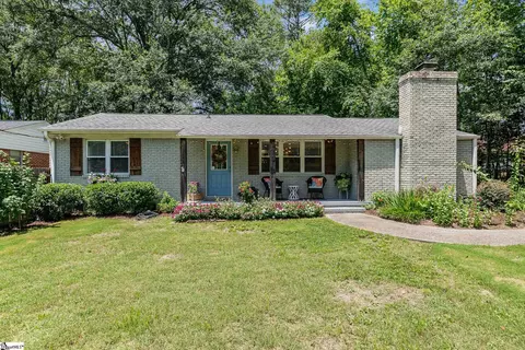 13 Alberta Ave, Greenville, SC 29617