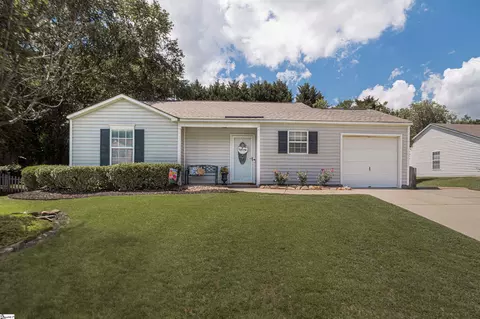 106 Granary Dr, Simpsonville, SC 29681