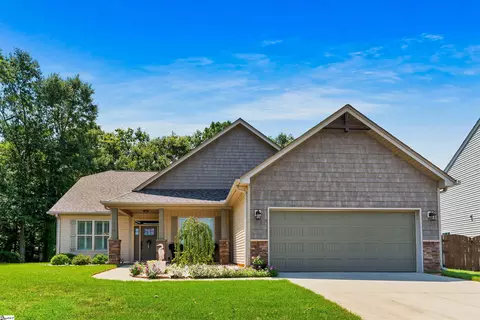 116 Colewood Pl, Simpsonville, SC 29681