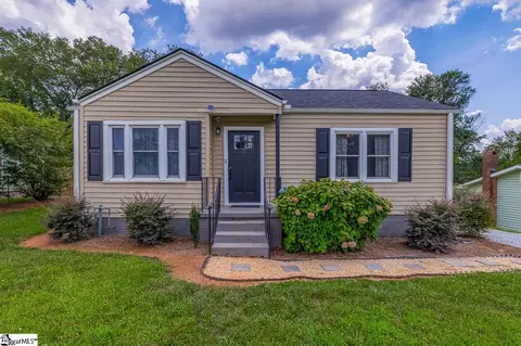 111 Mountain View Ave, Greer, SC 29650