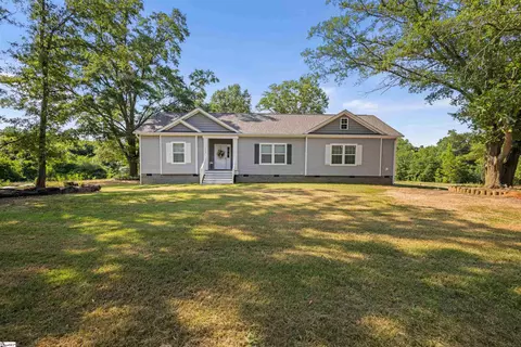 118 Garst Springs Rd, Pelzer, SC 29669