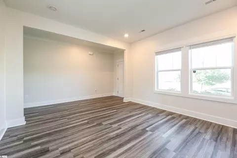Living - 364 Pewter Cir, Simpsonville, SC 29680 photo 1 of 3