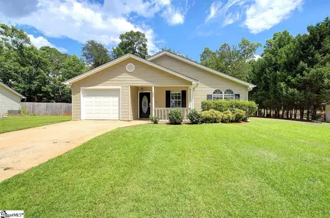 304 Maplewood Cir, Greer, SC 29651