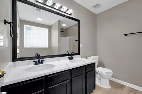 Bath - 25 Sunfield Ct, Greer, SC 29650 photo 1 of 2