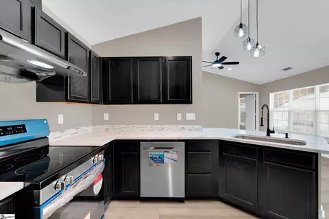 Kitchen - 25 Sunfield Ct, Greer, SC 29650 photo 1 of 1