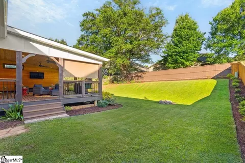 Exterior - 211 Highgate Cir, Greer, SC 29650 photo 7 of 8