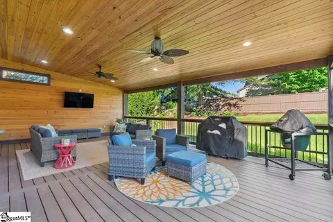 Exterior - 211 Highgate Cir, Greer, SC 29650 photo 3 of 8