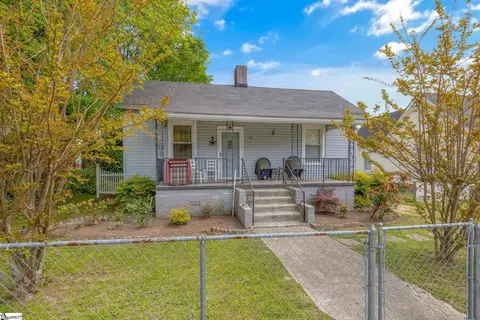 68 Hutchins St, Greenville, SC 29605