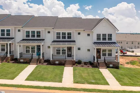 Exterior - 39 Leander Dr, Greer, SC 29651 photo 6 of 6