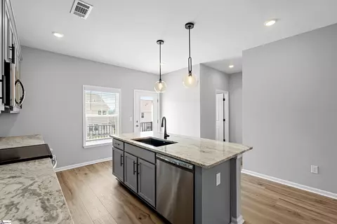 Kitchen - 39 Leander Dr, Greer, SC 29651 photo 4 of 4
