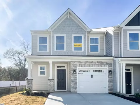617 Autumn Lake Rd, Simpsonville, SC 29681