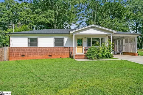 31 Montis Dr, Greenville, SC 29617
