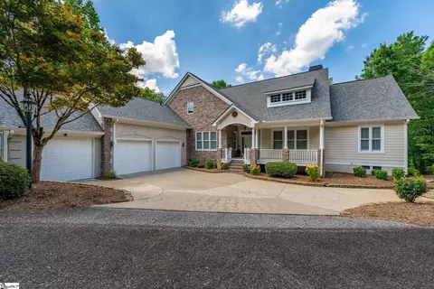 3 Soft Breeze Ct, Landrum, SC 29356