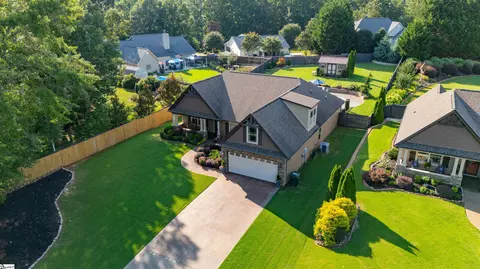 2444 Poole Rd, Greer, SC 29651 photo 4