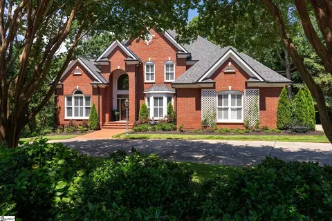 121 Berrow Way, Taylors, SC 29687