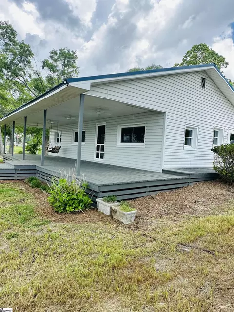 Exterior - 276 Lorretta Ln, Waterloo, SC 29384 photo 3 of 8