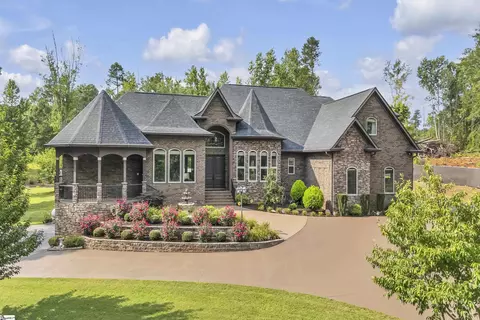 983 Foster Rd, Inman, SC 29349