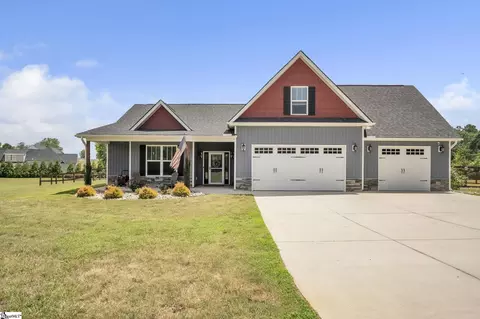 819 Cooper Bridge Rd, Woodruff, SC 29388