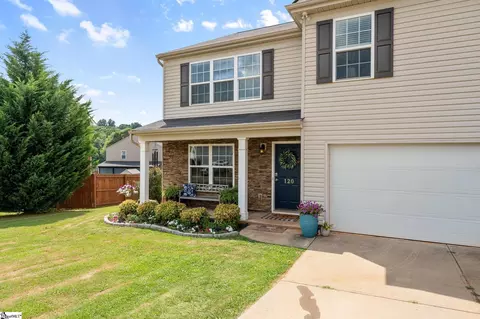 120 Hickory Knob Ln, Wellford, SC 29385
