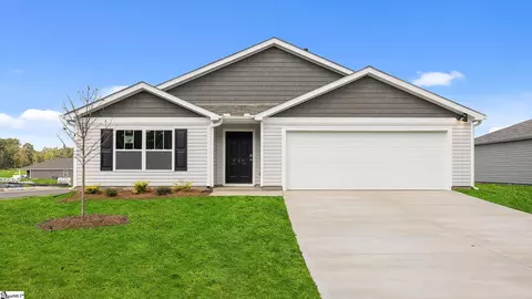226 Pristine Dr, Greenwood, SC 29646