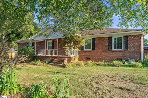 213 Pamela Dr, Williamston, SC 29697