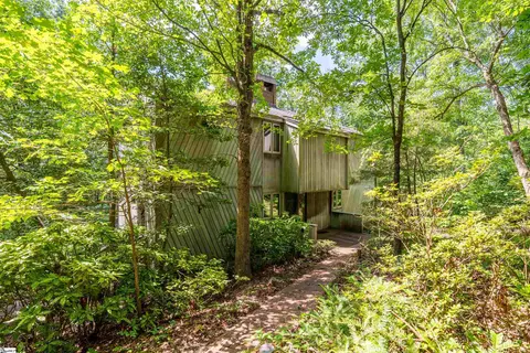 401 Audubon Rd, Greenville, SC 29609