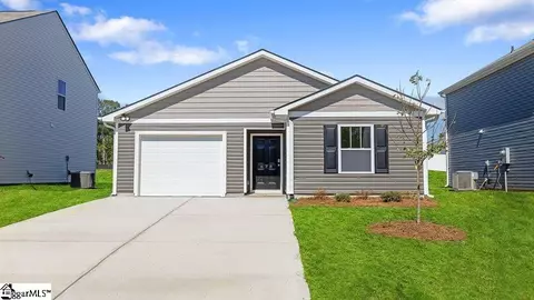 678 Evaleigh St, Woodruff, SC 29388
